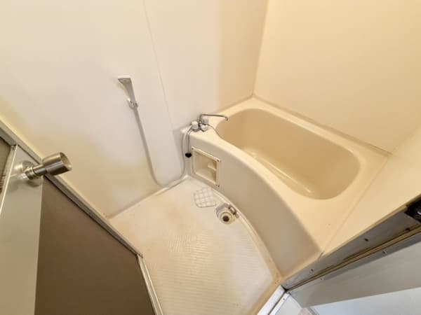 Room image 8