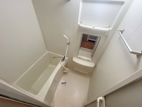 Room image 10