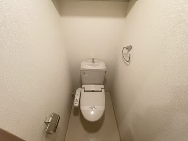 Room image 11
