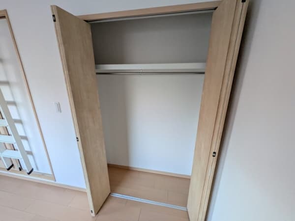 Room image 12