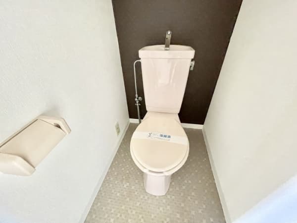 Room image 12