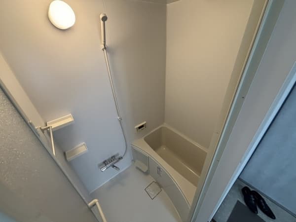 Room image 10