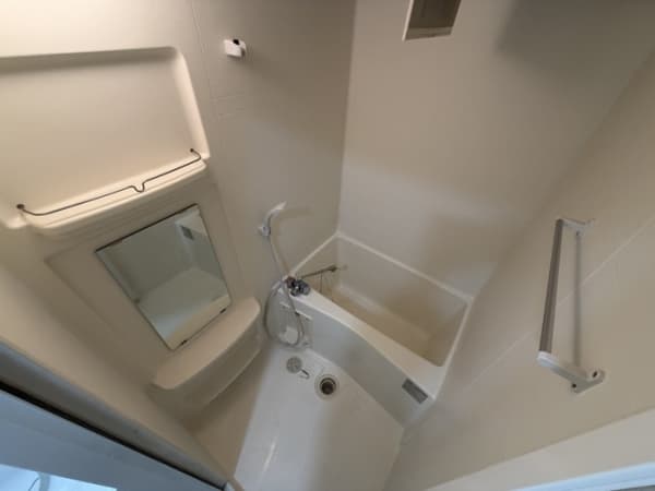 Room image 9
