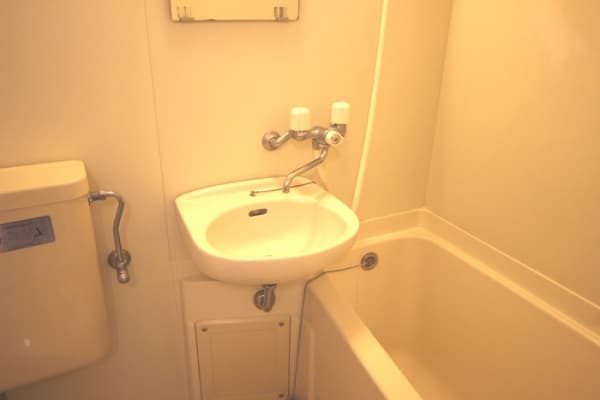 Room image 8