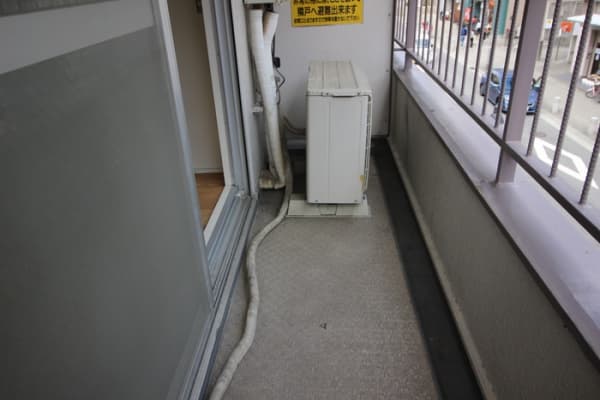 Room image 13