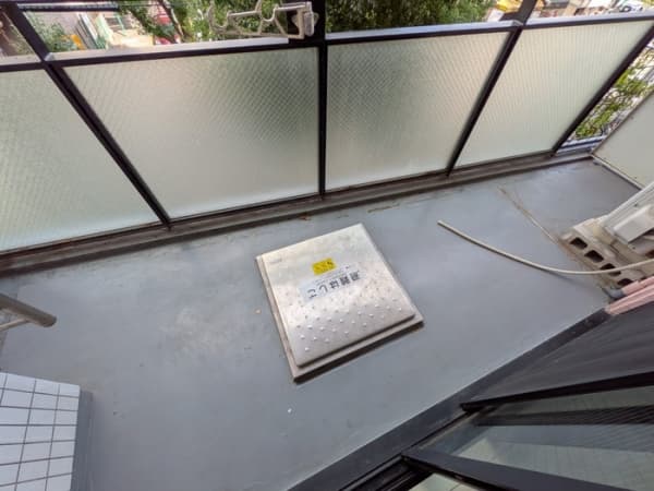 Room image 12