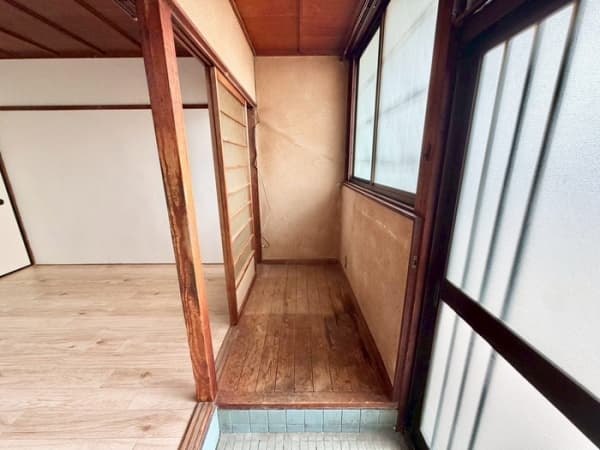 Room image 11