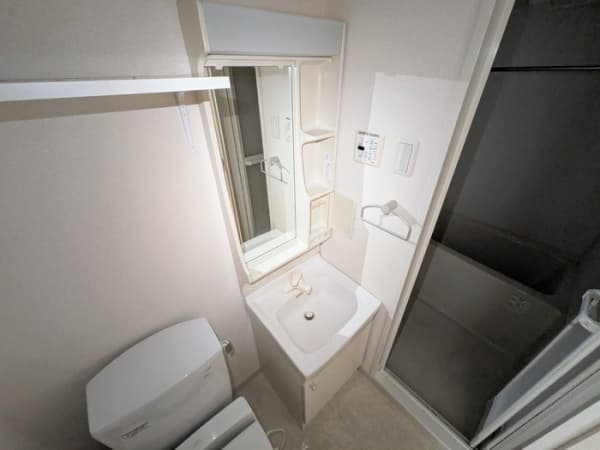 Room image 9