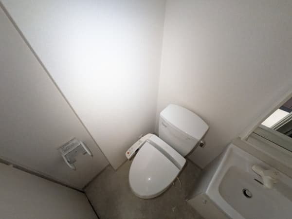 Room image 10