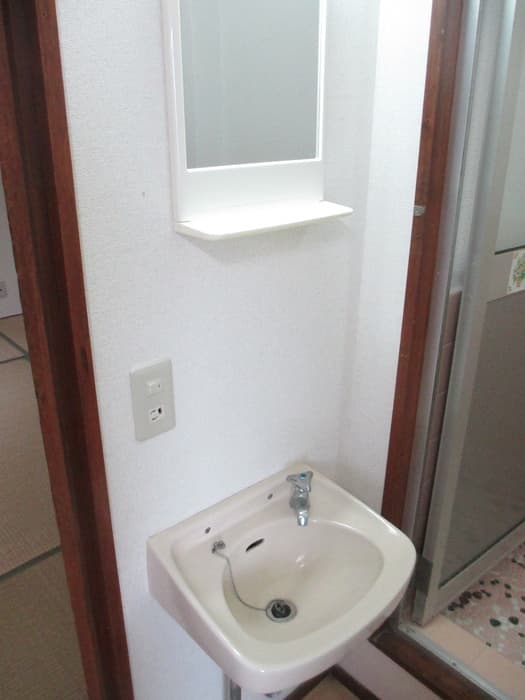 Room image 12