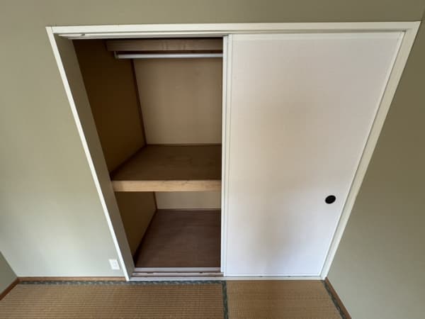 Room image 13