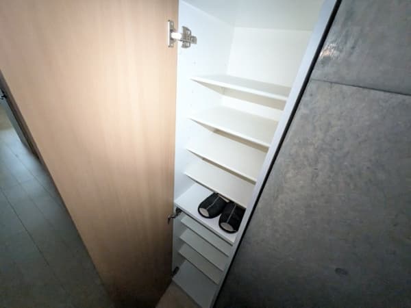 Room image 13