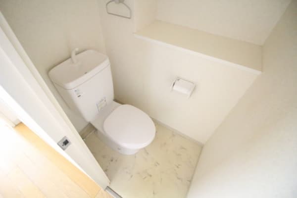 Room image 9