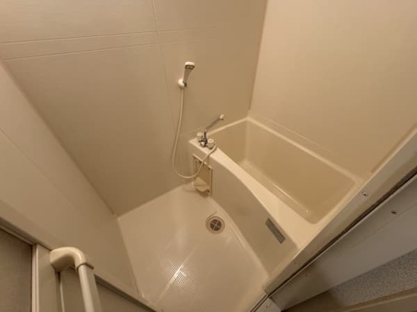 Room image 10
