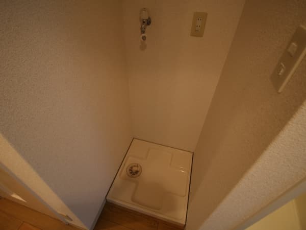 Room image 13