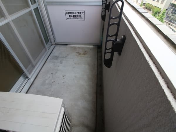 Room image 14