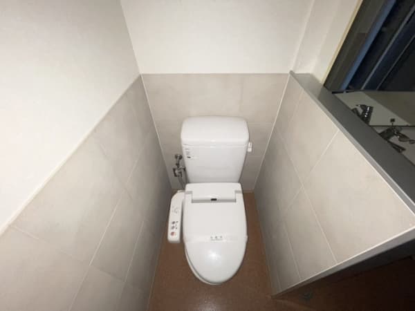 Room image 11