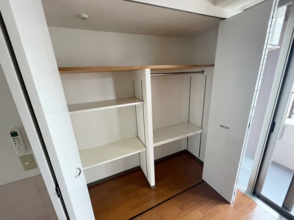 Room image 12
