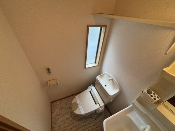Room image 11