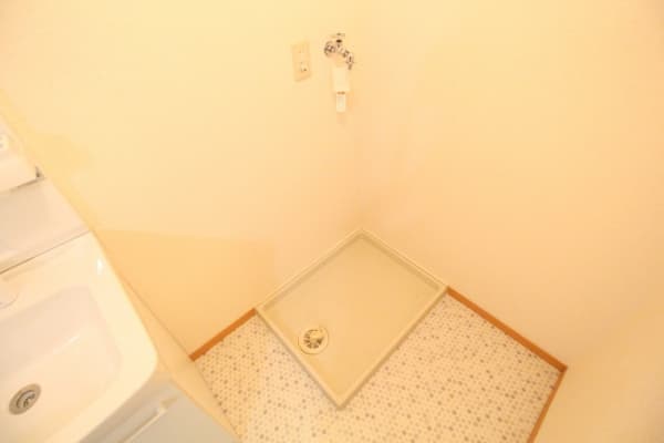 Room image 13