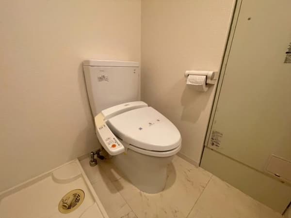 Room image 10