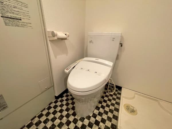 Room image 10