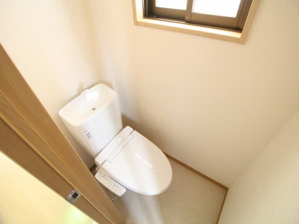Room image 10