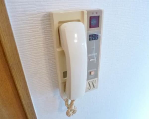 Room image 14