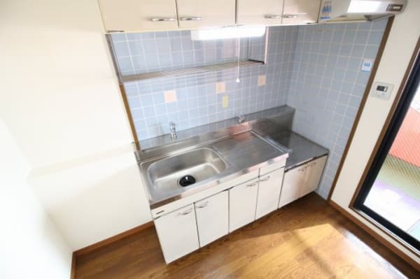 Room image 8