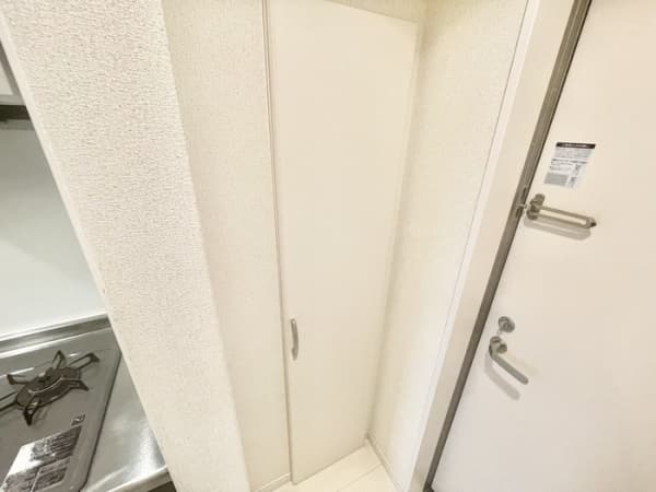 Room image 13