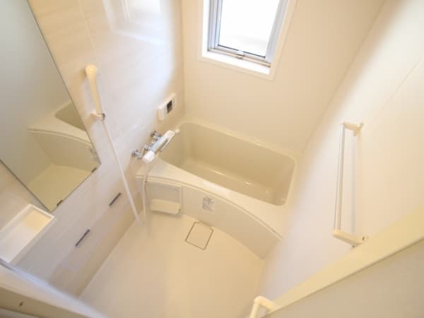 Room image 8