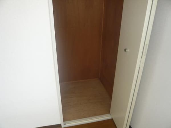 Room image 14