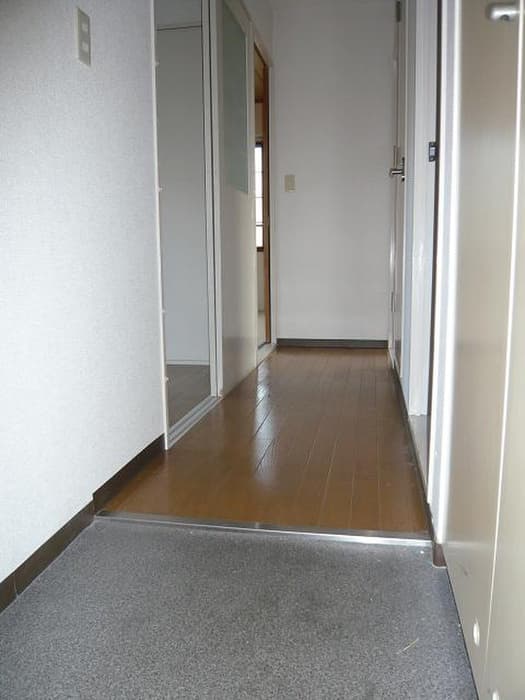 Room image 14