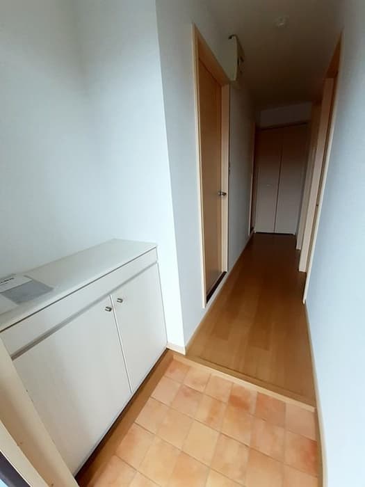 Room image 13