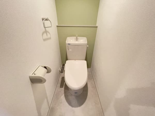 Room image 10