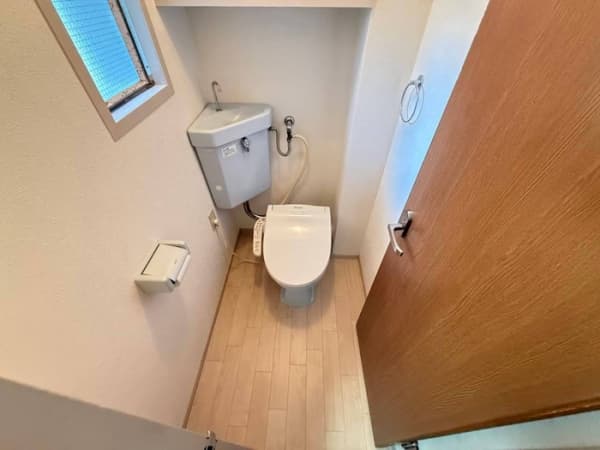 Room image 11