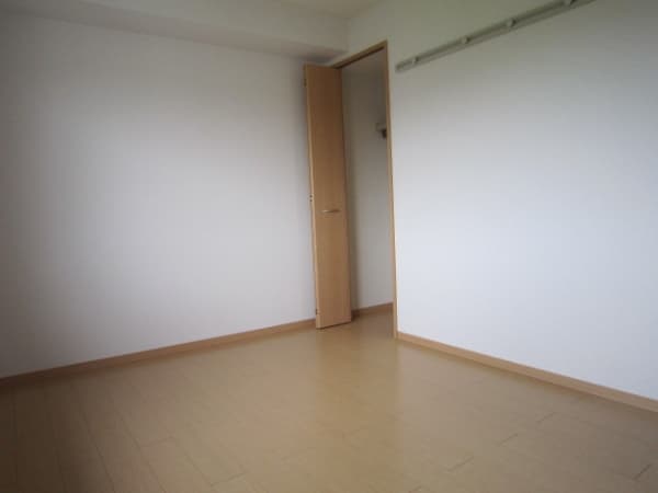 Room image 14