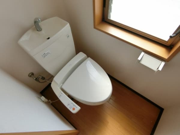 Room image 8