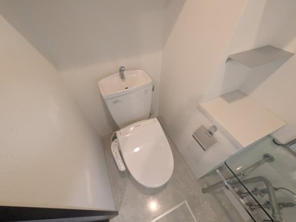 Room image 9