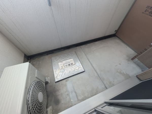 Room image 12