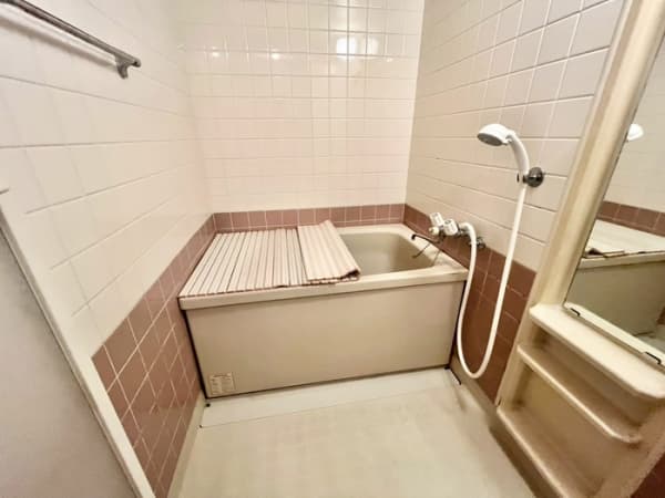 Room image 9