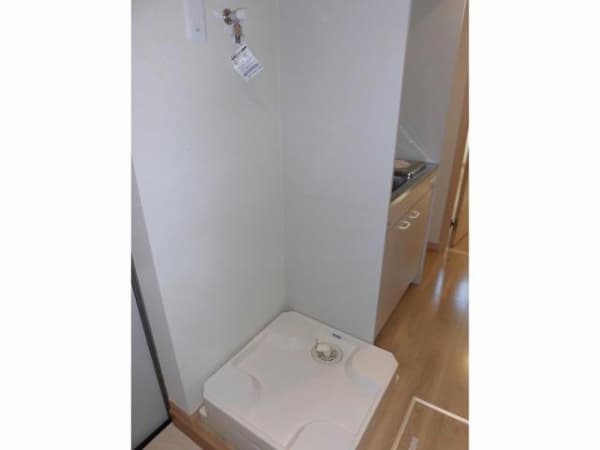 Room image 11