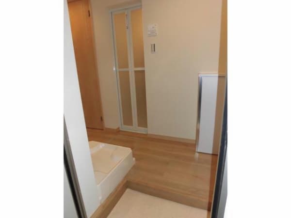 Room image 12