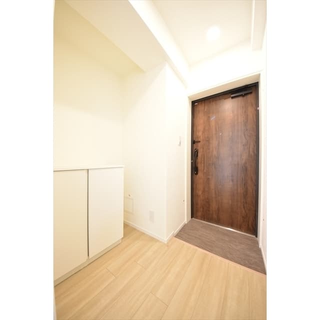 Room image 12