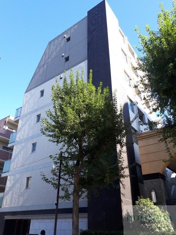 Room Image 48cf3faf-a0fd-412f-9c46-44b29f23af32