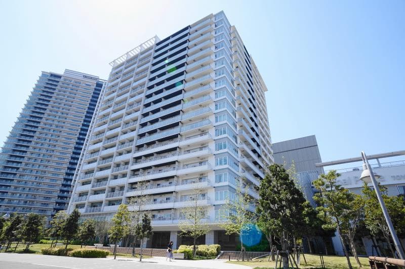 Room Image 2f0f9fdc-d24c-4c59-a860-94a66f2aed35