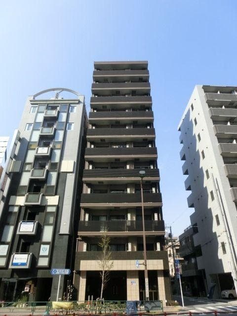 Room Image c03f92d3-4f90-4a95-80d8-c3aff55a0686