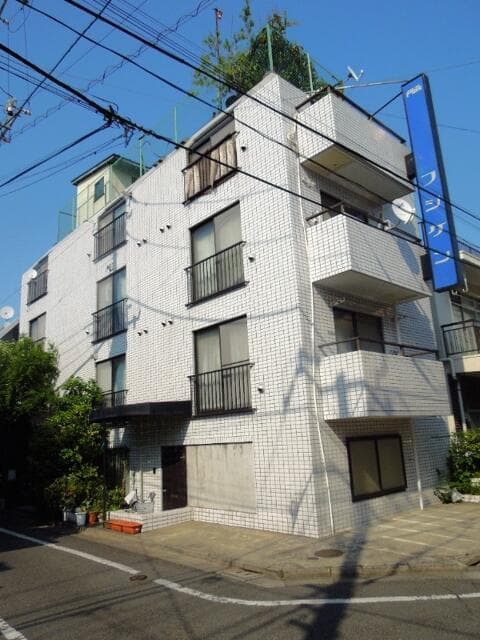 Room Image 12545291-0d18-4cfe-bd33-e7559ec1ac35