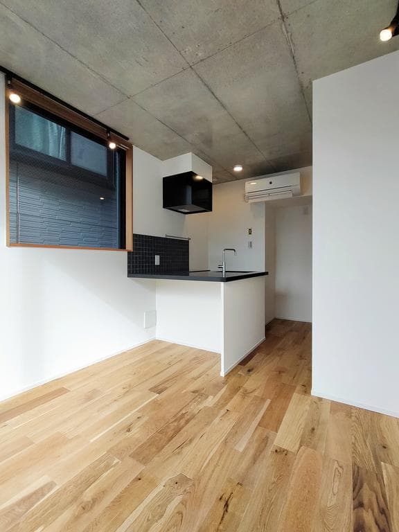 Room Image ec81dc96-8f36-4b2e-a523-5d8caaf2ba94