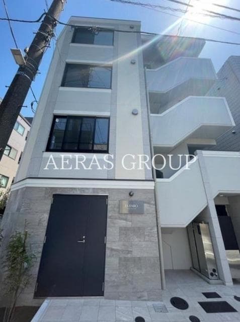 Room Image 38fef1b3-3a63-4c3e-beea-c2ea759618d7